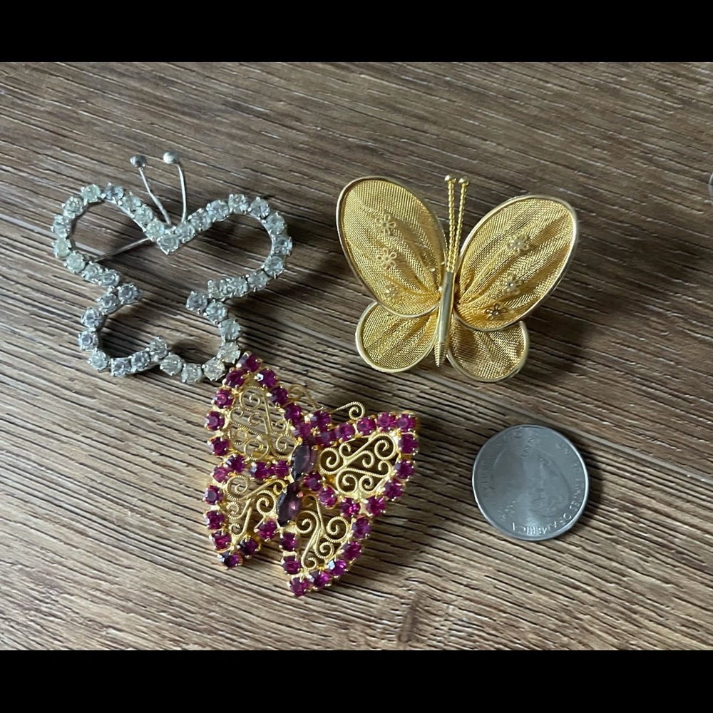 Beautiful Vintage Butterfly Brooch Bundle - Picture 4 of 12
